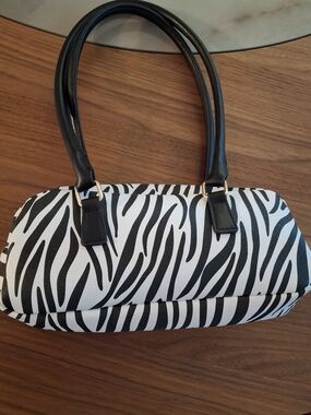 Kensie Black & White Zebra Print Shoulder Bag